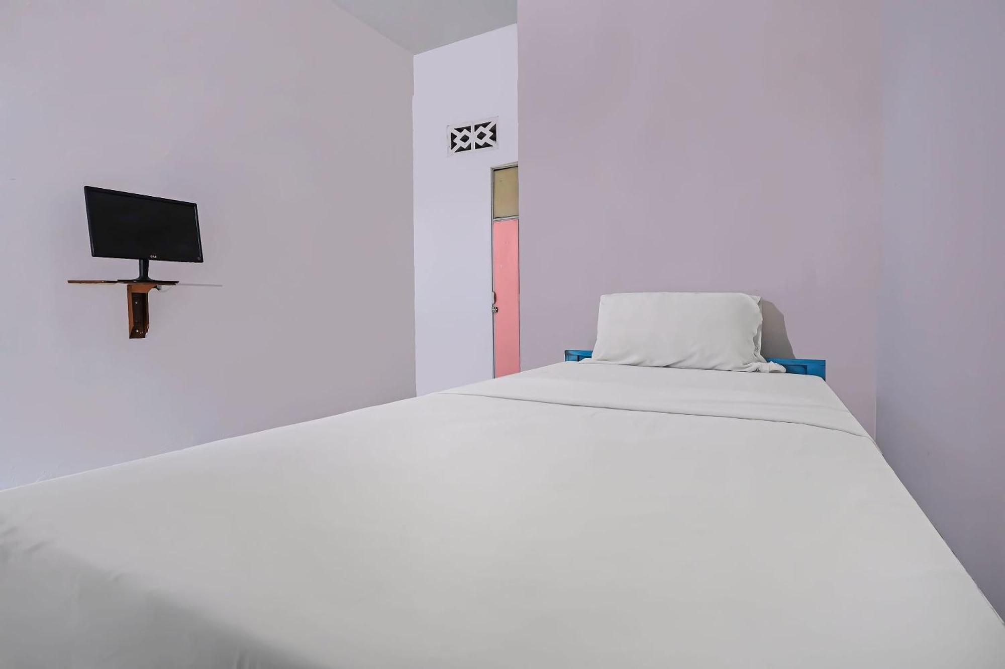 Spot On 92421 City Kost Syariah Pangkal Pinang Ngoại thất bức ảnh