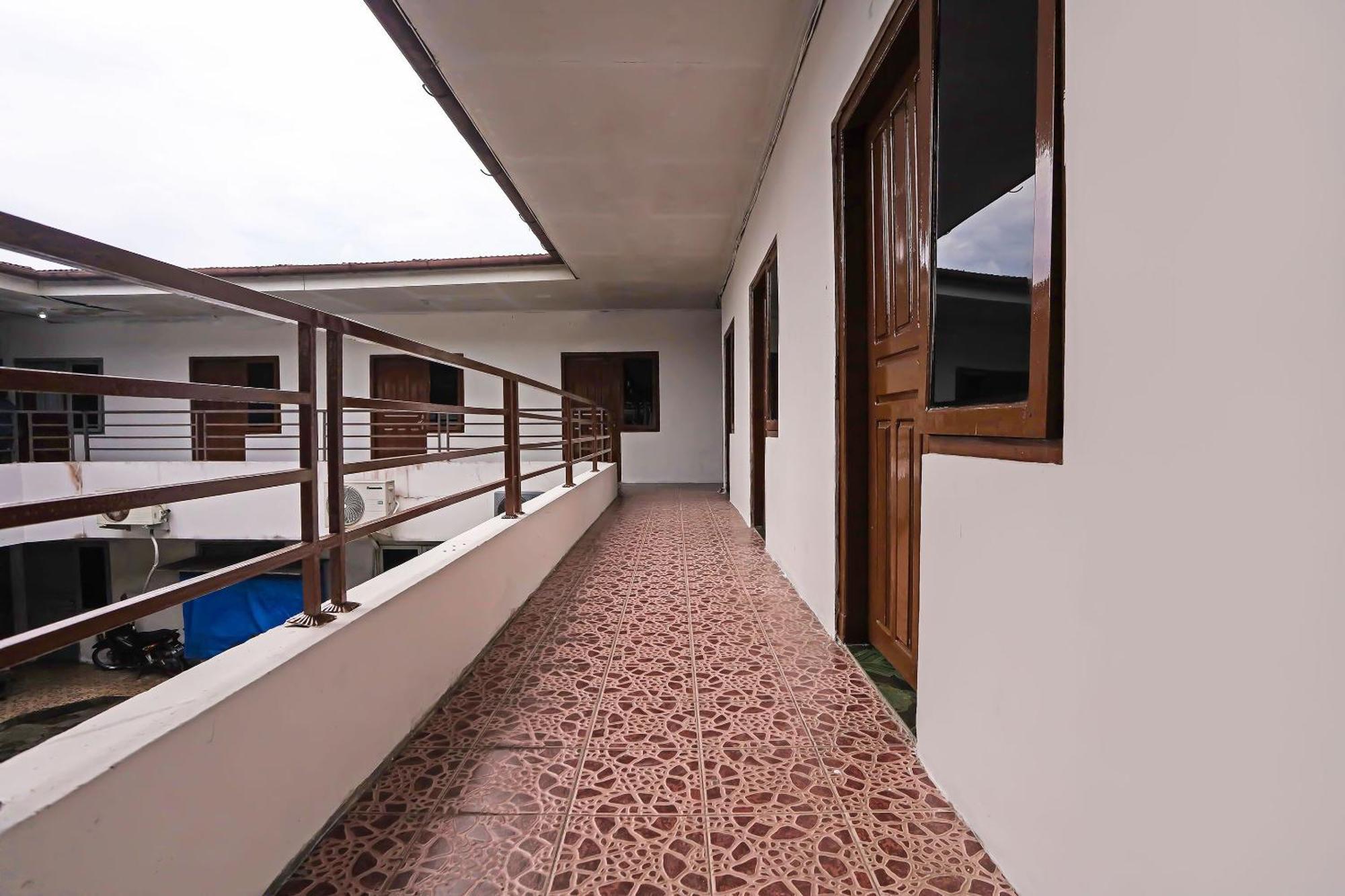 Spot On 92421 City Kost Syariah Pangkal Pinang Ngoại thất bức ảnh